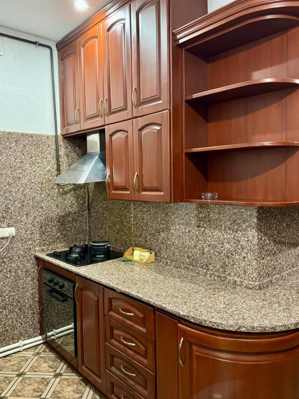 California Hostel Erywań Zewnętrze zdjęcie
