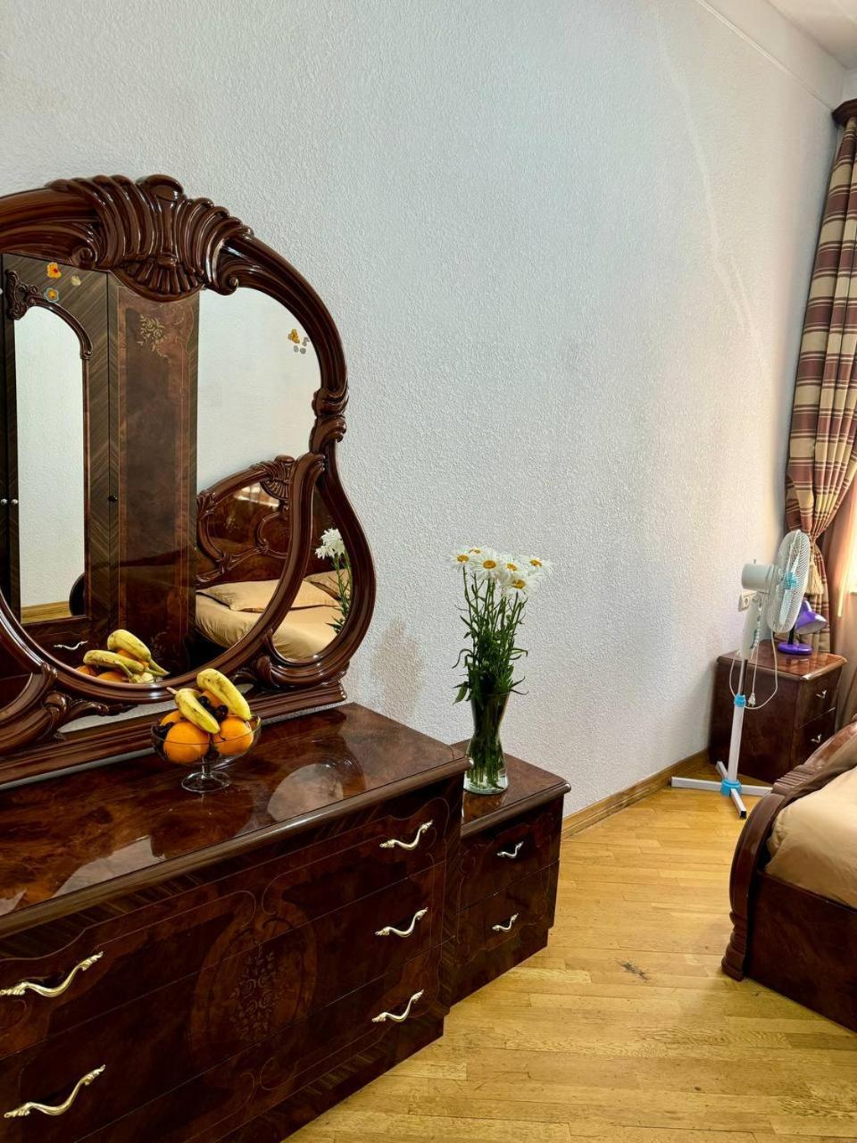 California Hostel Erywań Zewnętrze zdjęcie