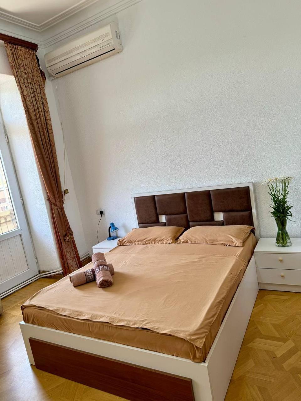 California Hostel Erywań Zewnętrze zdjęcie