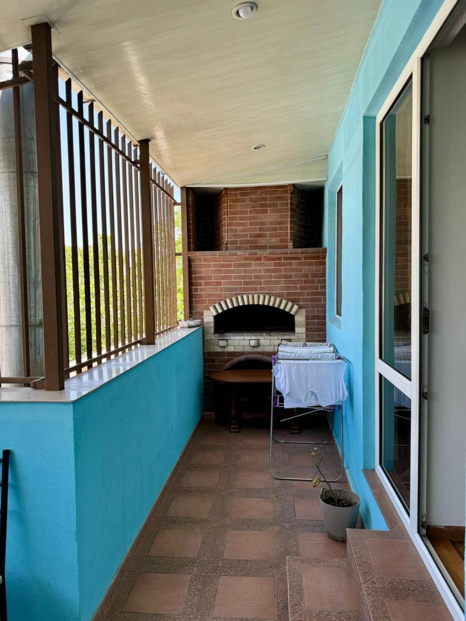 California Hostel Erywań Zewnętrze zdjęcie